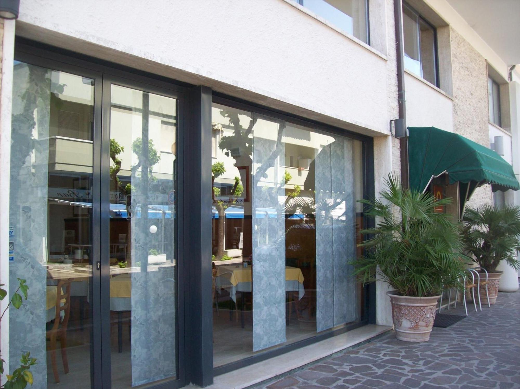 Hotel Sole Giulianova Eksteriør billede
